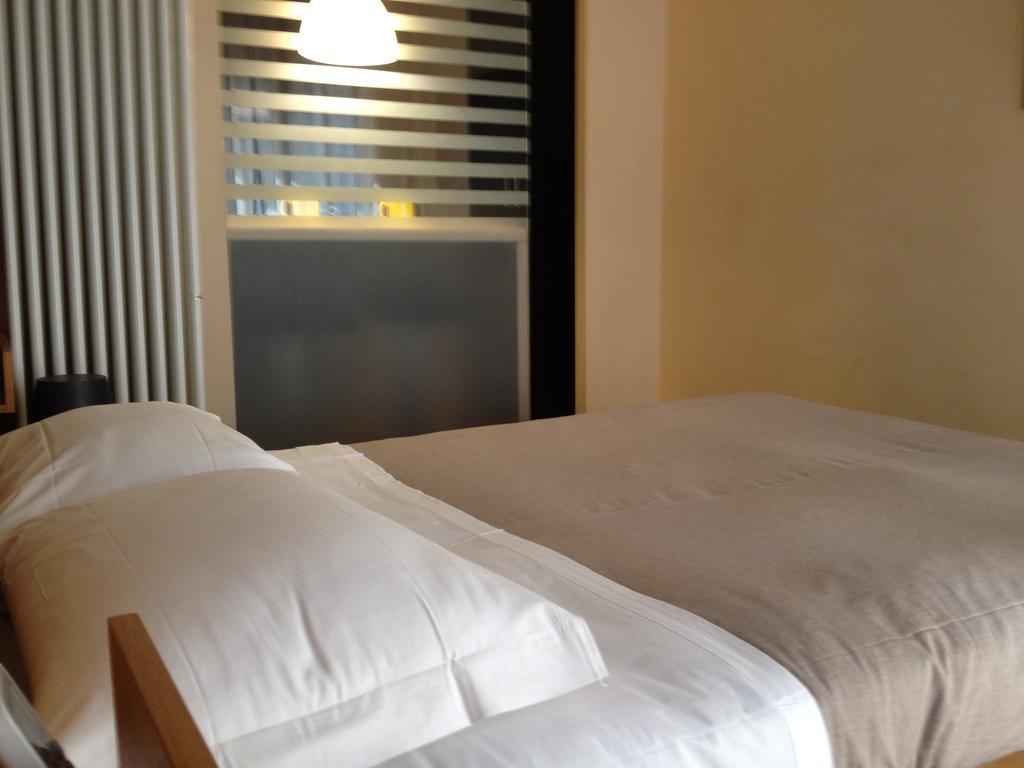 Appartement Casa Bona à Alba  Chambre photo