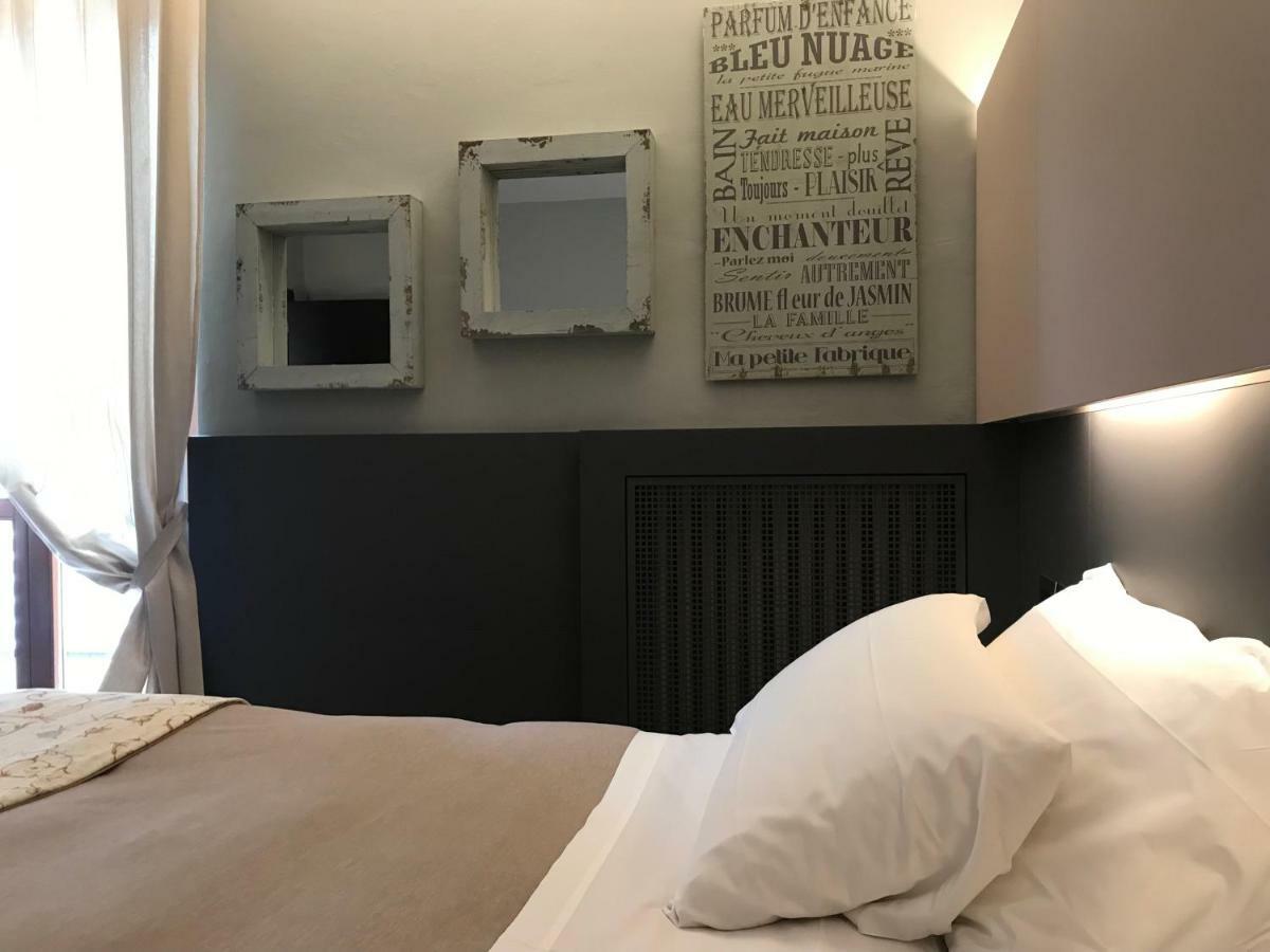 Appartement Casa Bona à Alba  Extérieur photo